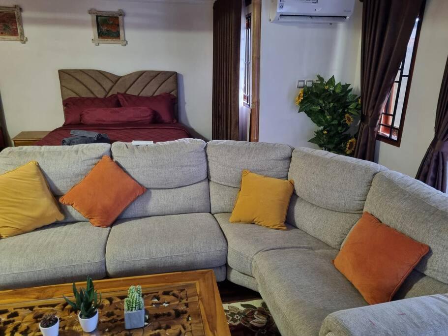 Suci'S Friendly Apartments Mataram Exterior photo