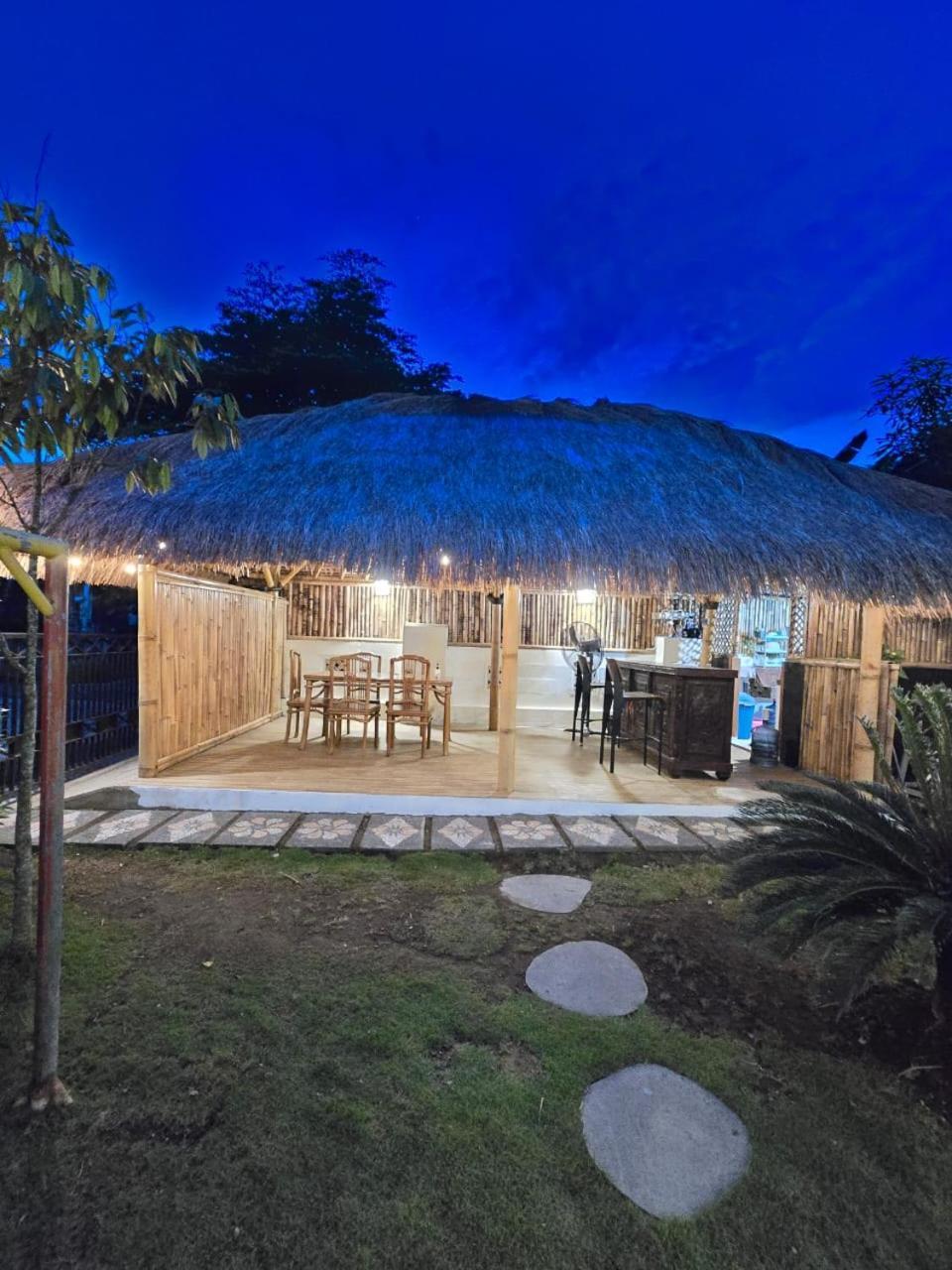 Suci'S Friendly Apartments Mataram Exterior photo