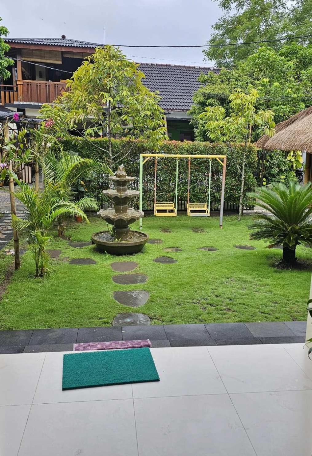 Suci'S Friendly Apartments Mataram Exterior photo
